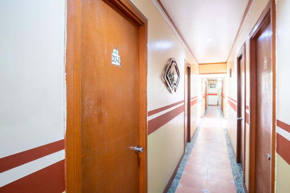 Reddoorz At Maanyag Pension House Mandaue Cebu Esterno foto