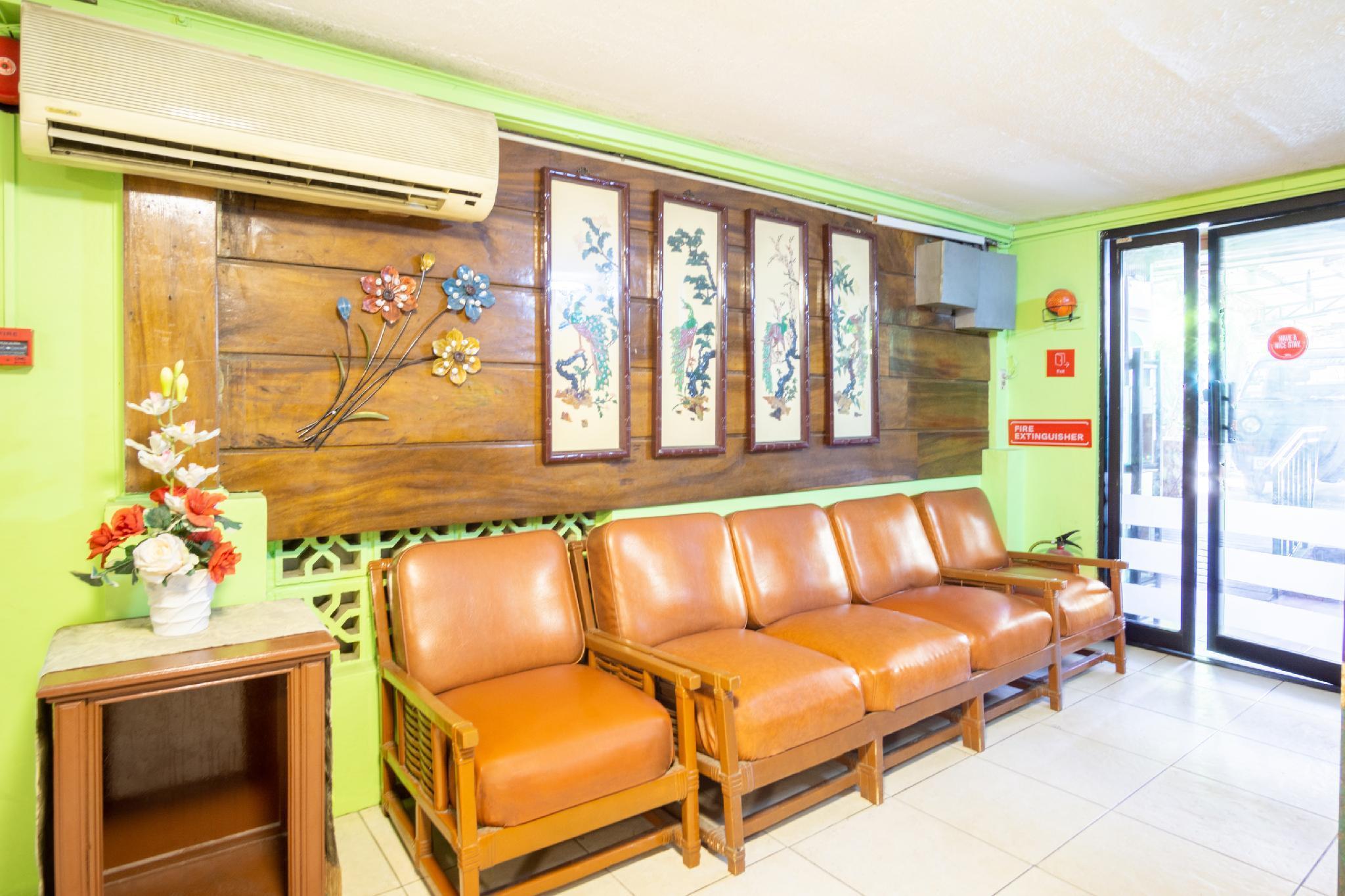 Reddoorz At Maanyag Pension House Mandaue Cebu Esterno foto
