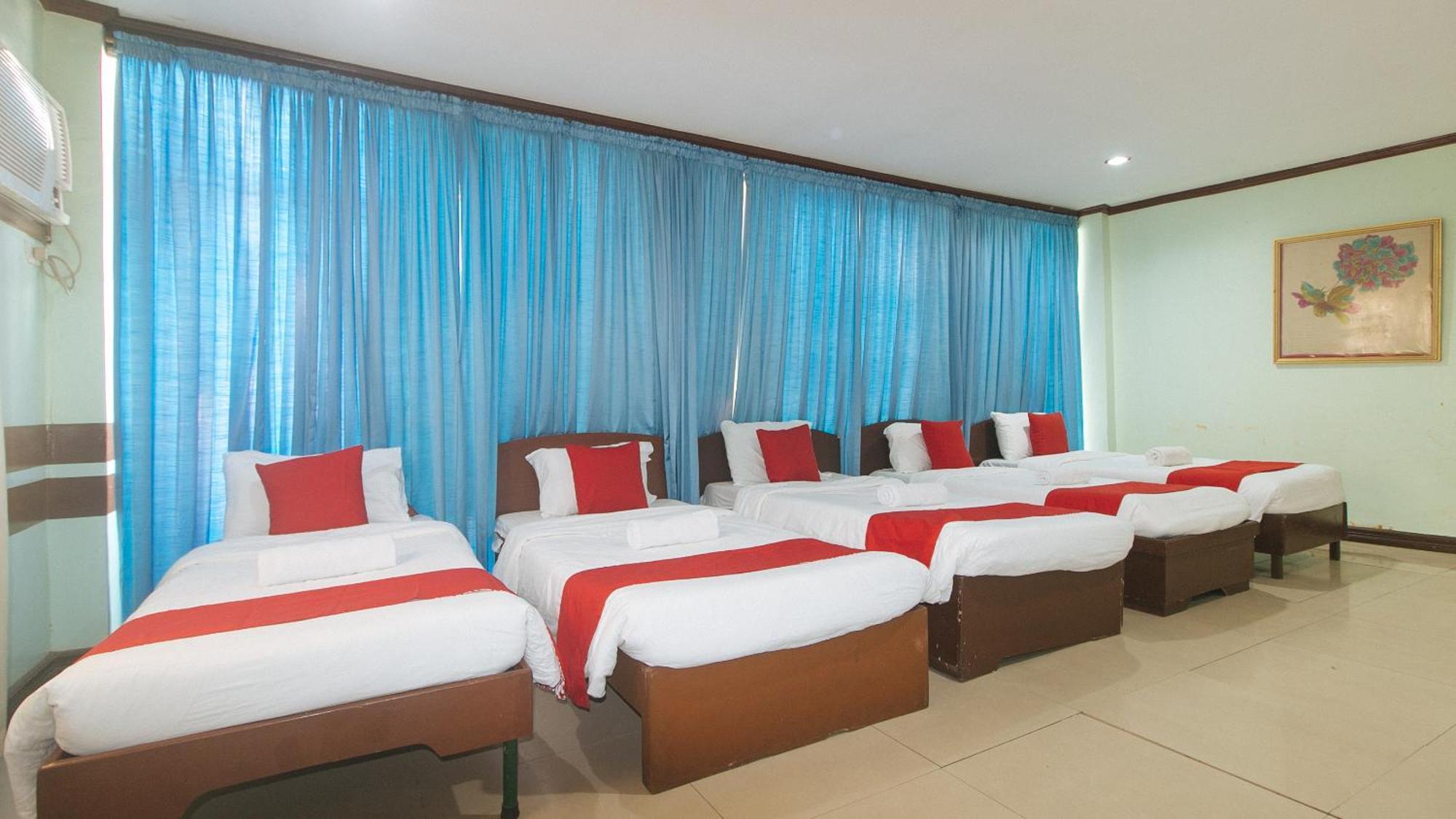 Reddoorz At Maanyag Pension House Mandaue Cebu Esterno foto