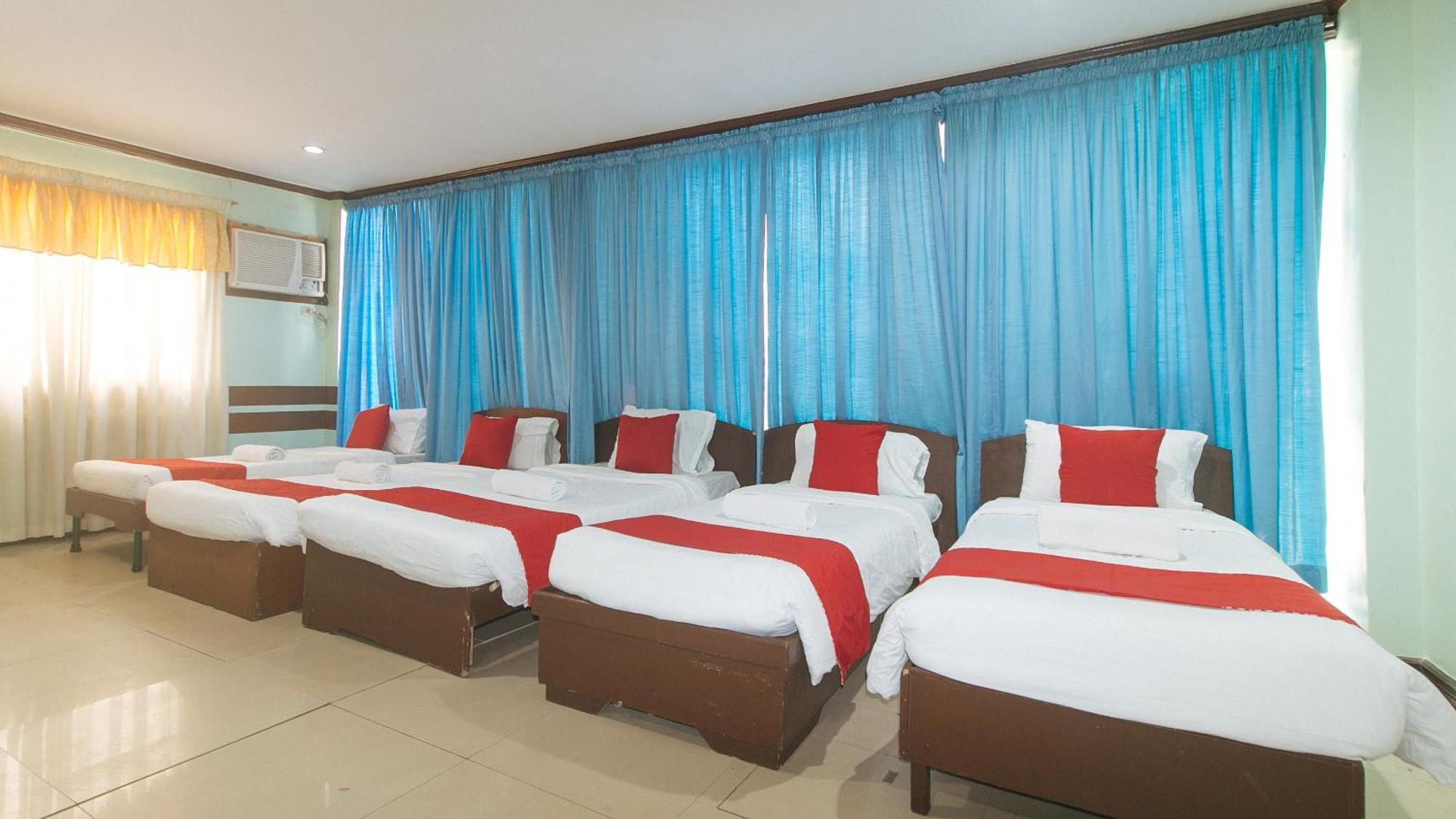 Reddoorz At Maanyag Pension House Mandaue Cebu Esterno foto