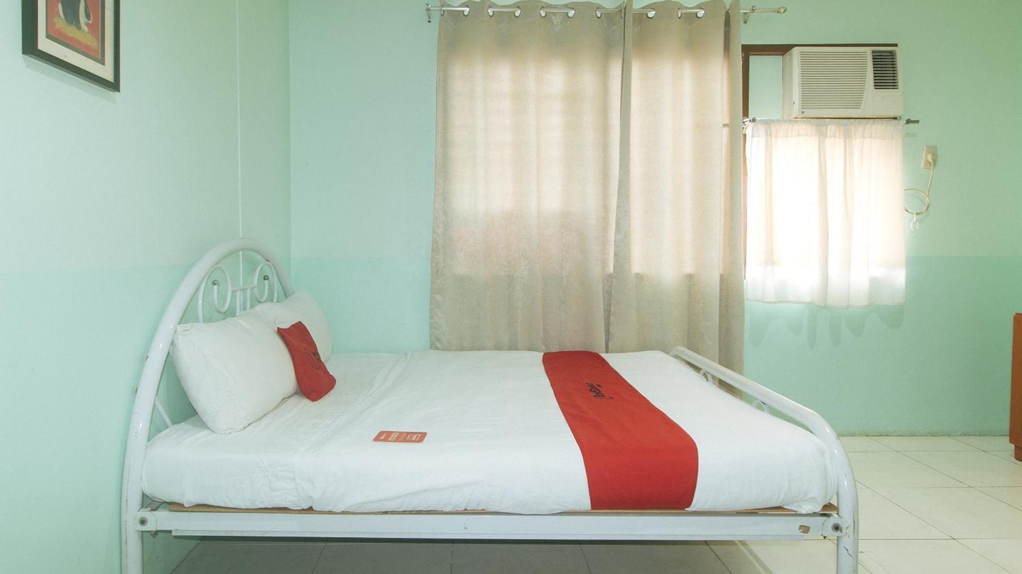 Reddoorz At Maanyag Pension House Mandaue Cebu Esterno foto
