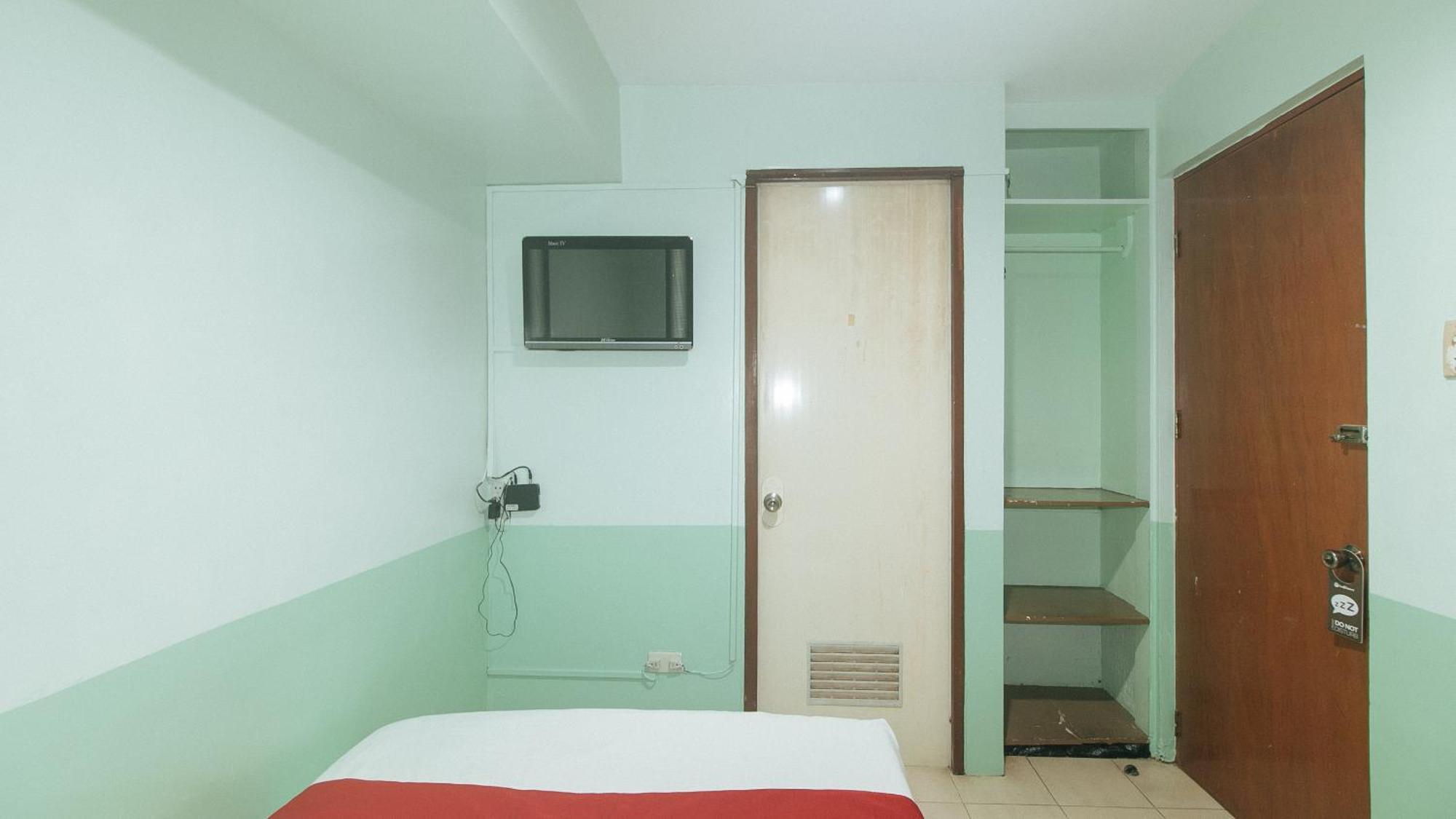 Reddoorz At Maanyag Pension House Mandaue Cebu Esterno foto